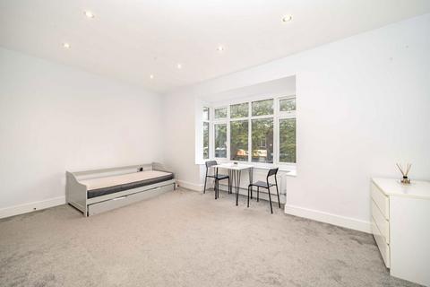 1 bedroom flat for sale, Northfield Avenue, London W13