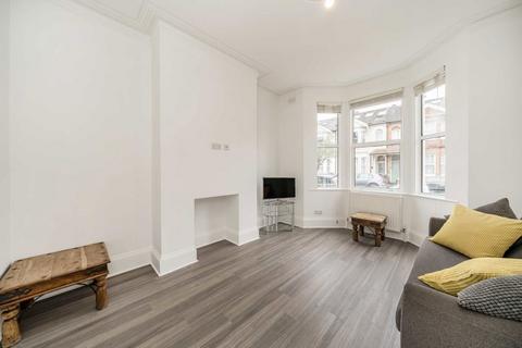 2 bedroom flat for sale, Whitestile Road, Brentford TW8