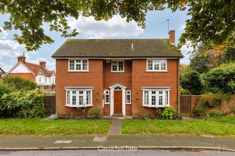 4 bedroom detached house for sale, Sefton Close, St. Albans