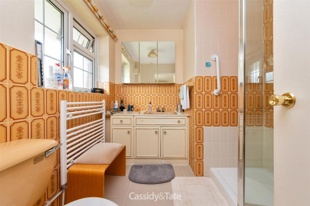 1 Sefton Close 15.jpg