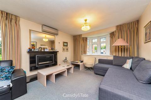 1 Sefton Close, St Albans, AL1 4PF