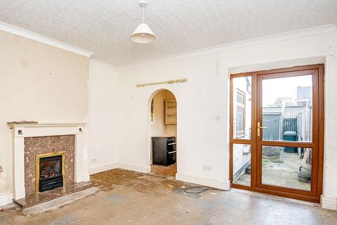 12 Askern Road, Carcroft, Doncaster, DN6 8DE