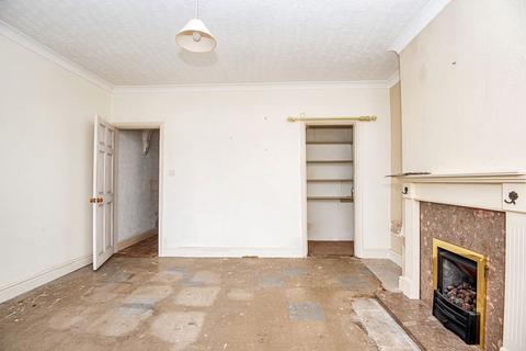 12 Askern Road, Carcroft, Doncaster, DN6 8DE