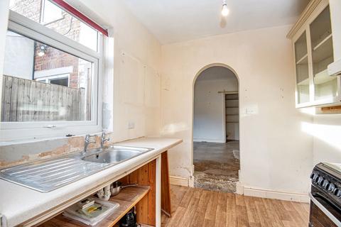 12 Askern Road, Carcroft, Doncaster, DN6 8DE
