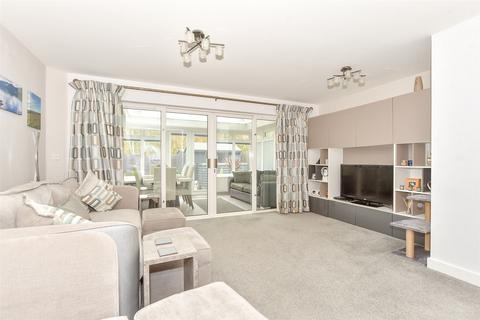 4 bedroom townhouse for sale, Langmeads Close, East Preston, West Sussex