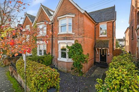 46 Albert Road, Ashford, TN24 8NU