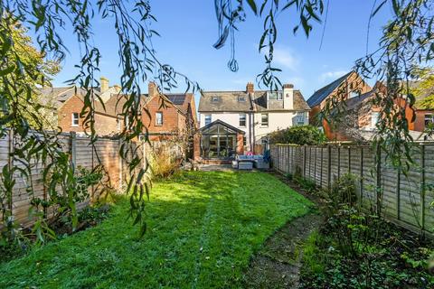 46 Albert Road, Ashford, TN24 8NU