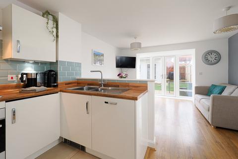 6 Cornflower Avenue, Hythe, CT21 4AY