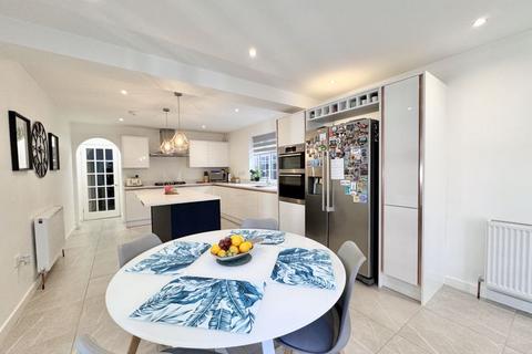 10 Kittoe Road, Sutton Coldfield, B74 4SA