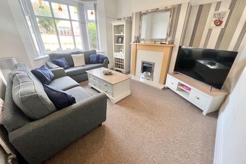 3 bedroom semi-detached house for sale, Ferndale Road, Llandudno Junction