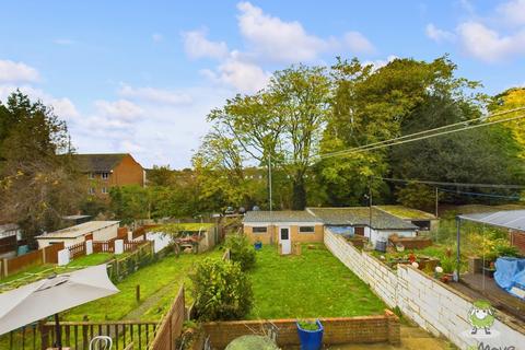 3 bedroom terraced house for sale, Woodlands Road, Gillingham, Kent, ME7