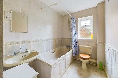 1 bedroom apartment for sale, Rosebery Road, Dursley, Gloucestershire, GL11