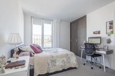 2 bedroom flat to rent, Canterbury House, London NW6