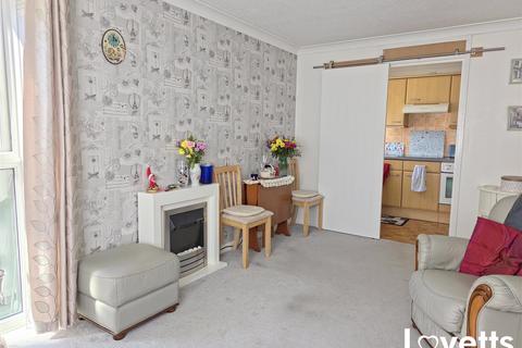 1 bedroom flat for sale, Ferndale Court, Birchington, CT7