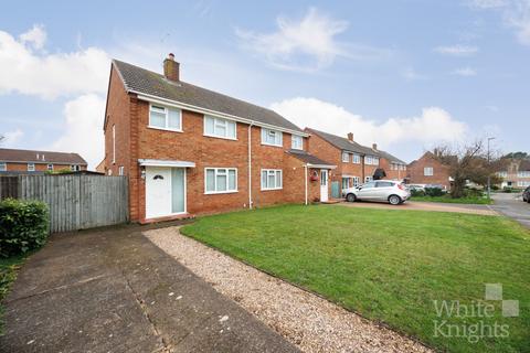 3 bedroom semi-detached house for sale, Rowan Drive, Reading RG5