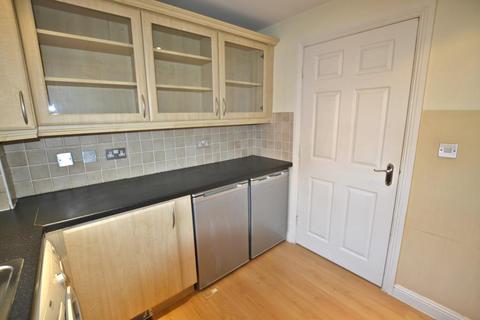 2 bedroom apartment to rent, St Peters Road, Lower Parkstone, Poole, BH14 0PB