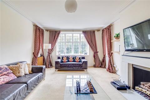 4 bedroom apartment to rent, Wildcroft Road, London, SW15