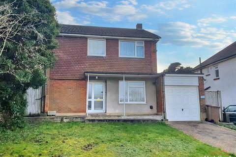 3 bedroom detached house for sale, Grosvenor Road, Epsom KT18