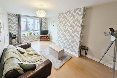 2 bedroom apartment for sale, *Investment Opportunity* Washington Terrace, North Shields, NE30 2HG