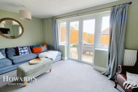 2 bedroom semi-detached house for sale, Trumpeter Rise, Long Stratton