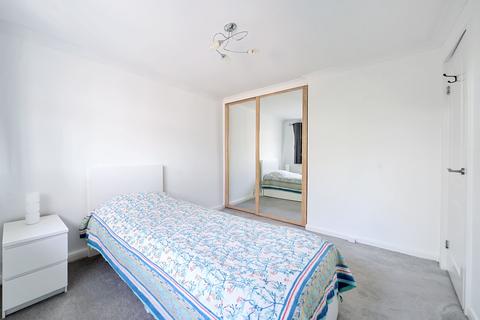 12 Field End, Kings Worthy, Winchester, SO23 7PZ