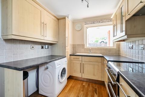 12 Field End, Kings Worthy, Winchester, SO23 7PZ