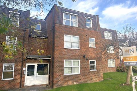 1 bedroom apartment to rent, Rayleigh Road, Brentwood CM13