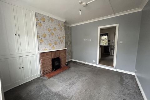 2 bedroom cottage for sale, Llawr Pentre, Old Colwyn