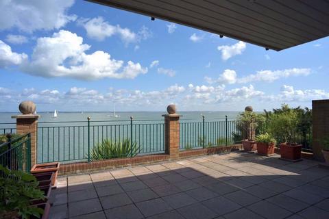 3 bedroom apartment for sale, 10 Queens Road, Cowes