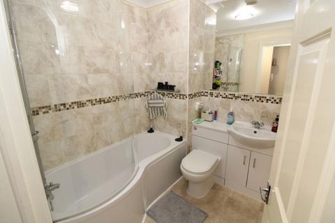 Flat 5, Isabella Apartments, 24 Diceland Road, Banstead, SM7 2ET