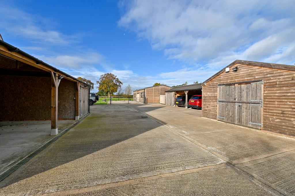 Stables/Outbuildings