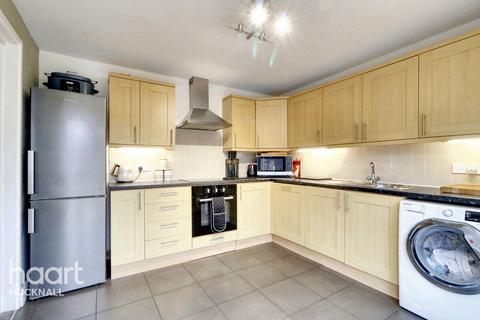 13 Langdown Close, Nottingham, NG6 8JE