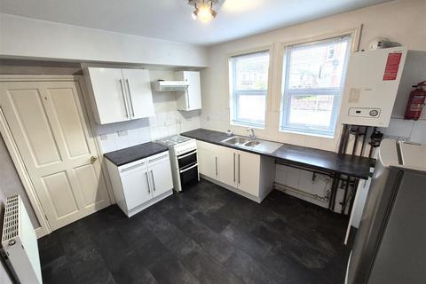 1 bedroom flat for sale, Sea View Road, Poole BH12