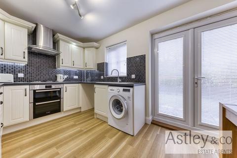 41 Bryony Way, Attleborough, NR17 1QL