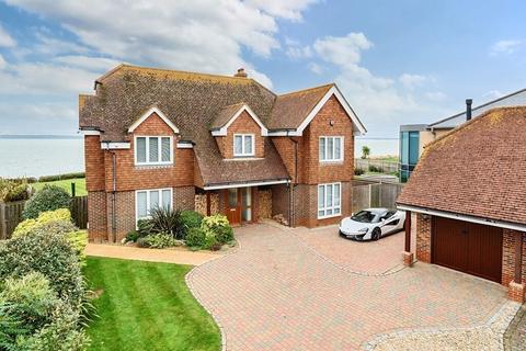 4 bedroom detached house for sale, Swordfish Close, Lee-On-The-Solent, PO13