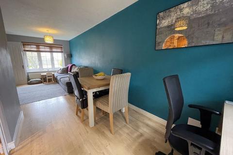 69 Bowmans Way, Dunstable, LU6 3LF