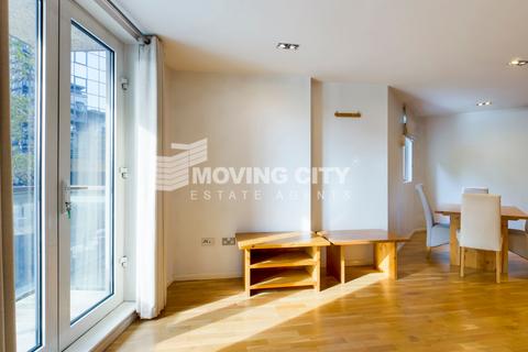 2 bedroom apartment to rent, City Tower, London E14