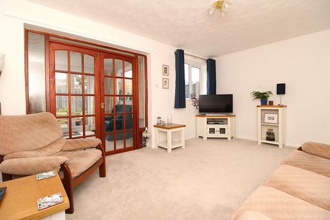 3 bedroom terraced house for sale, Kingshayes Road, Aldridge, Walsall, WS9 8RZ