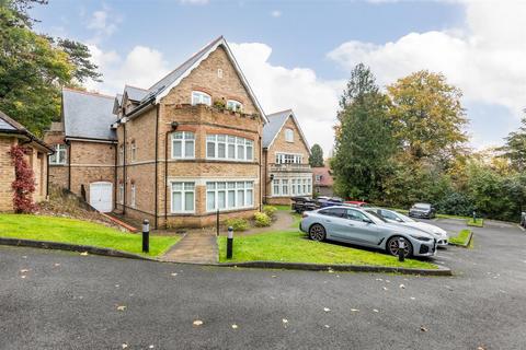 1 bedroom apartment for sale, 2 Foxley Road, Kenley CR8