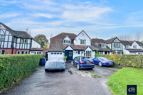 4 bedroom detached house for sale, Chester Road North, Streetly, Sutton Coldfield, B73 6SP