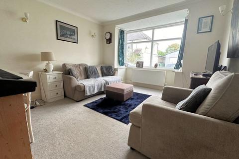 2 bedroom semi-detached bungalow for sale, Windsor Road, Fareham PO16