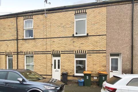 2 bedroom terraced house to rent, Hoskins Street, Newport