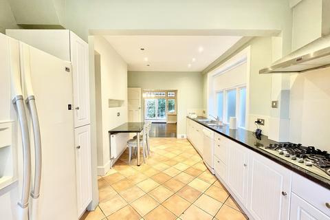 43 Stirling Road, Bournemouth, BH3 7JH