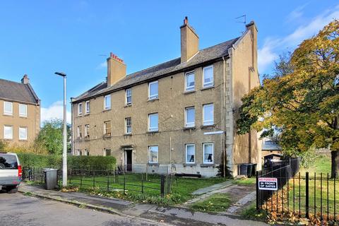 3 bedroom flat for sale, 27/3 Mount Lodge Place, Portobello, Edinburgh EH15 2AD