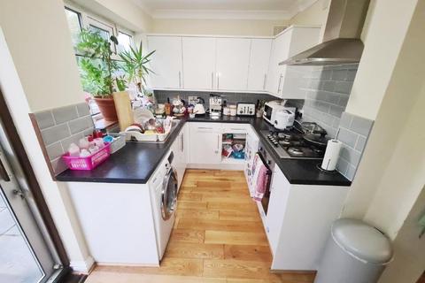 144 Gloucester Road, Droylsden, Manchester, M43 7PQ