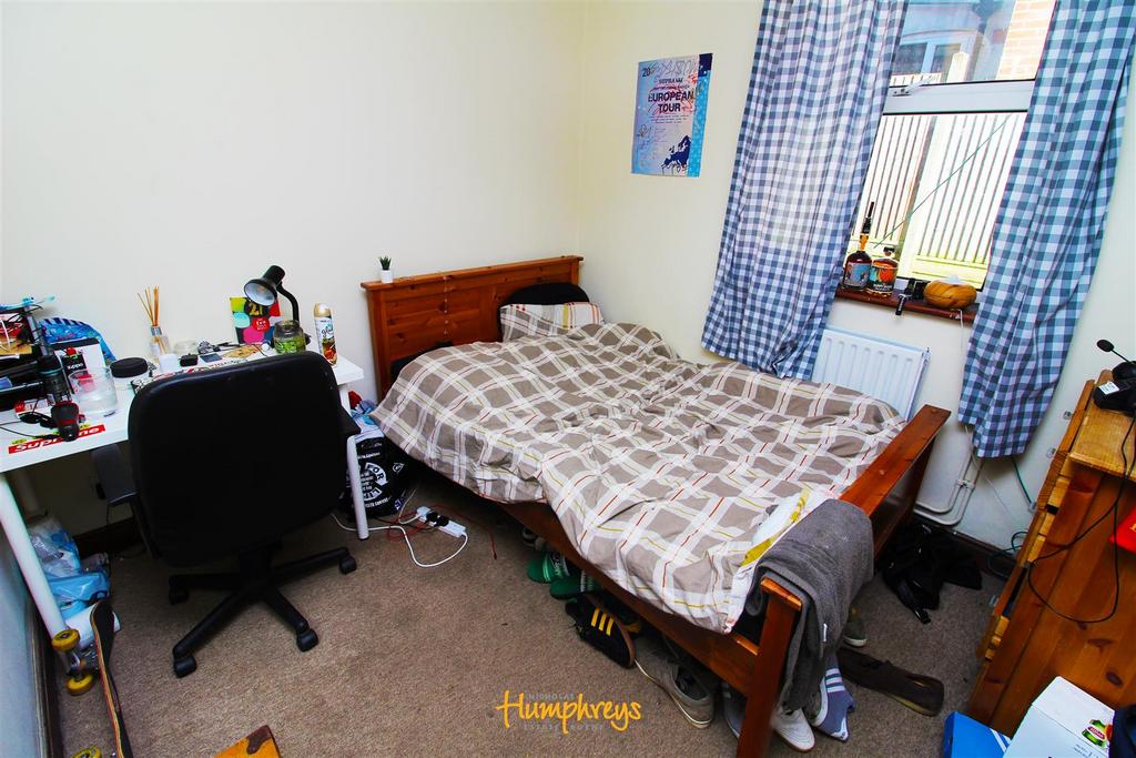 Bedroom 2.jpg