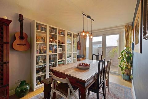 89 Eglos Road, Shortlanesend, Truro, TR4 9DR