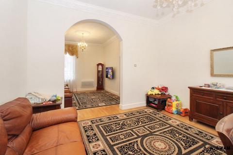 6 bedroom terraced house for sale, Albany Street, Hull, HU3