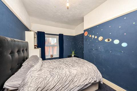 3 bedroom maisonette for sale, Abergele Road, Old Colwyn, Colwyn Bay, Conwy, LL29