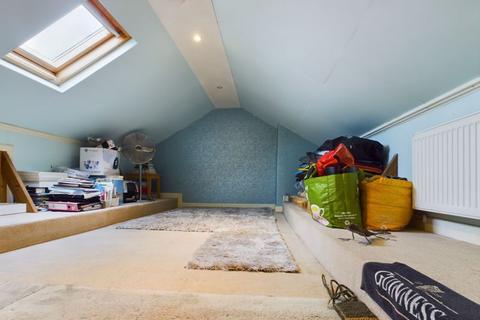 8 Pendrea Park, North Roskear, Camborne, TR14 8PH